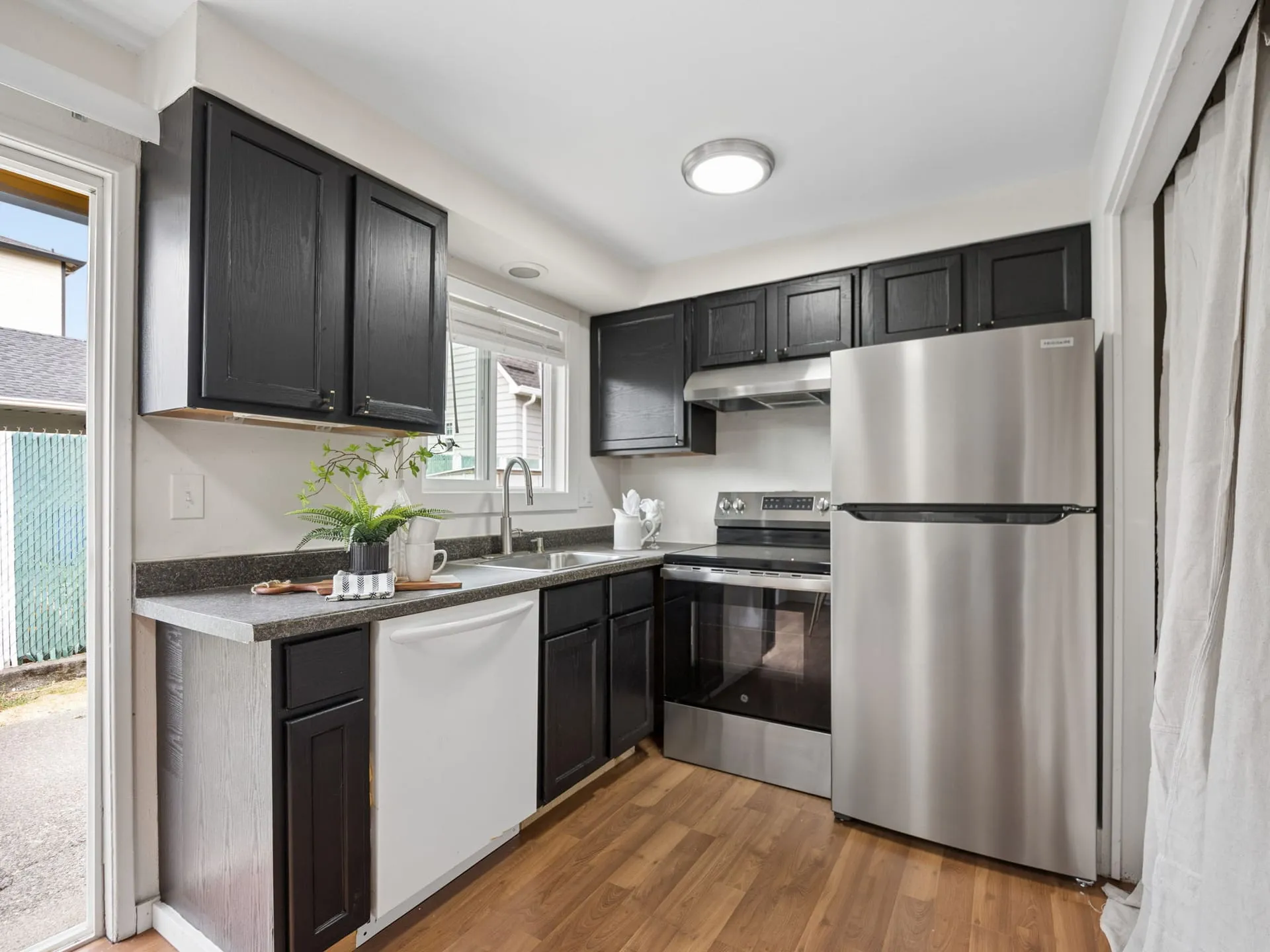 Unit 7322 kitchen with stainless appliances